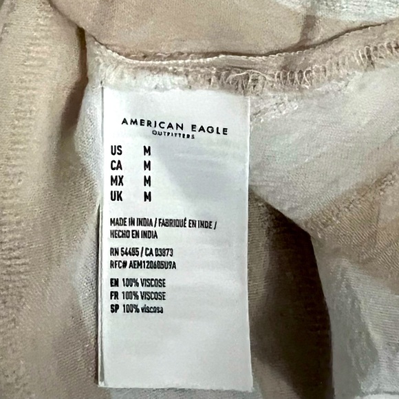 NWT American Eagle Striped Front Tie Blouse. Size Medium - Picture 9 of 9